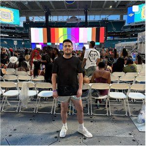 Meet your Posher, Anthony